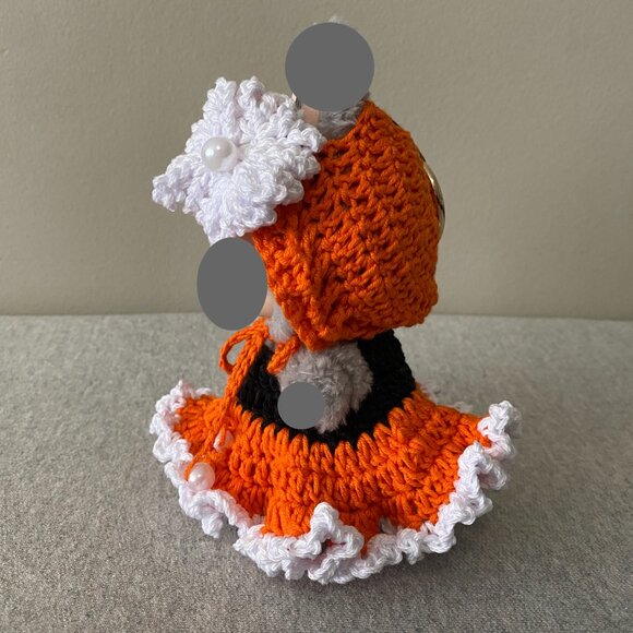 Handmade Crochet Autumnal Orange Black White Outfit for 17cm Doll 2-Piece Set - Picture 4 of 7